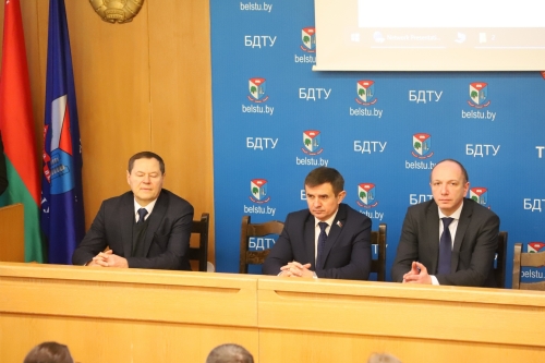 Выездное пресс-мероприятие: &laquo;Возможности дуального образования в технологическом университете, новые профильные кабинеты и специальности. День открытых дверей в БГТУ&raquo;